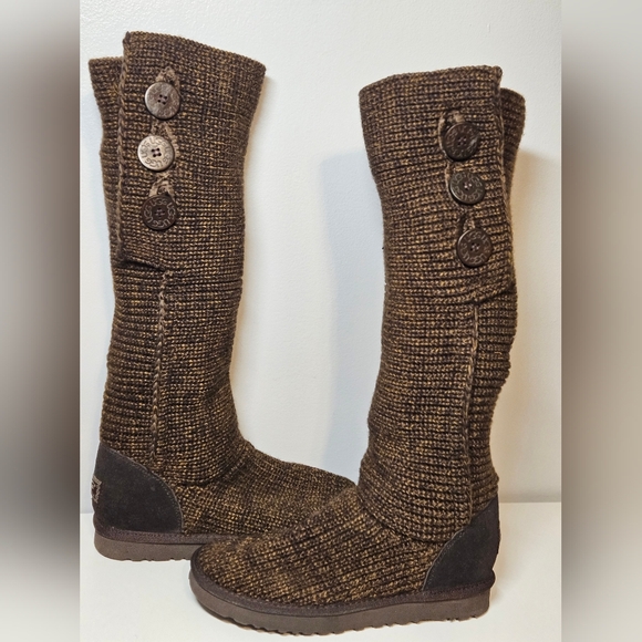 UGG Women's Classic Cardy Boots, Chocolate, US Sz 9 - Picture 15 of 16